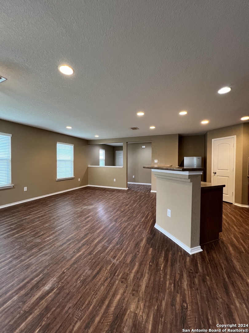 9058 Canter Horse San Antonio TX 78254