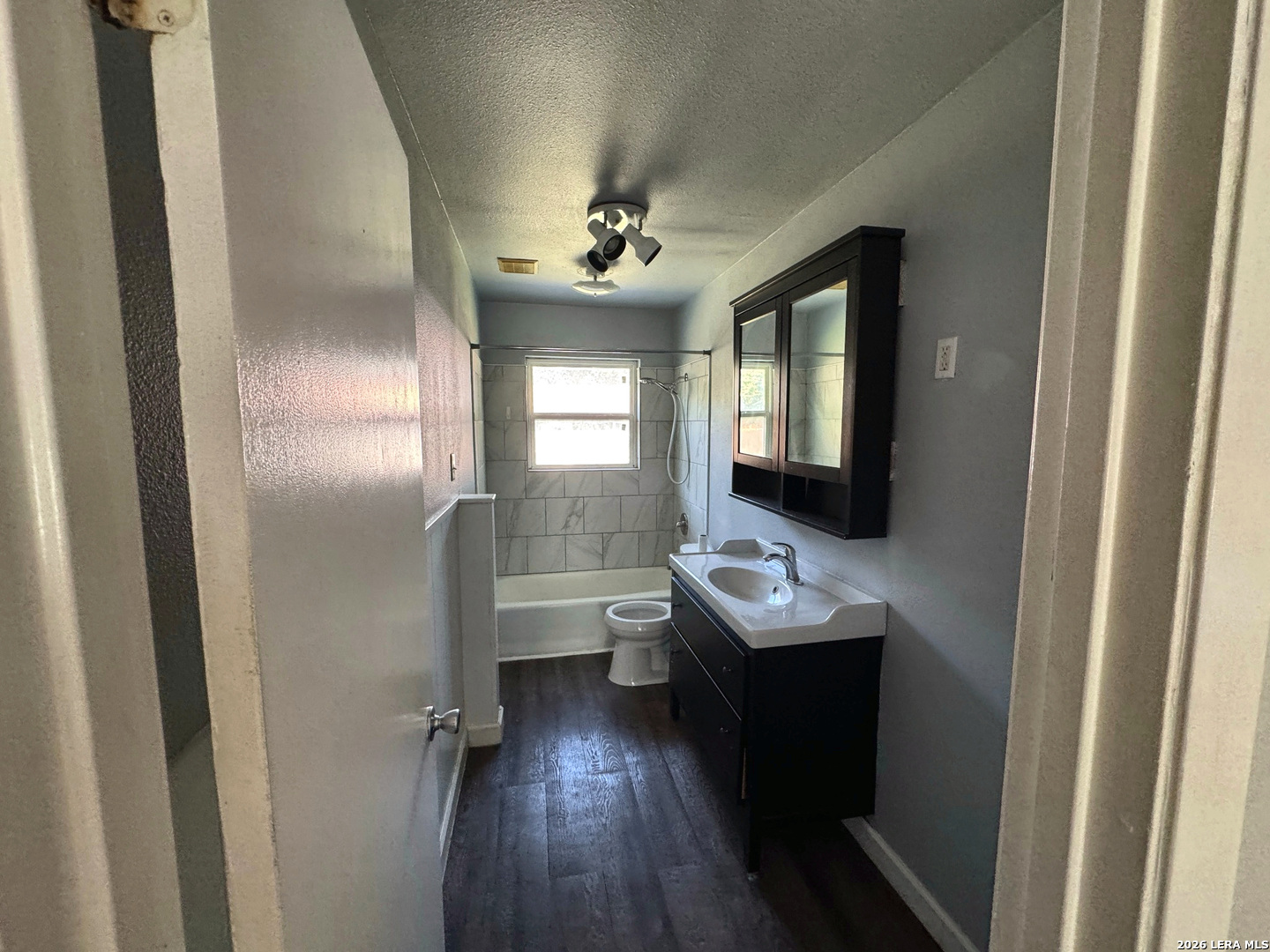 1009 Mount Riga San Antonio TX 78213