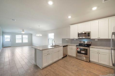 1374 Rios Bend Drive New Braunfels TX 78130