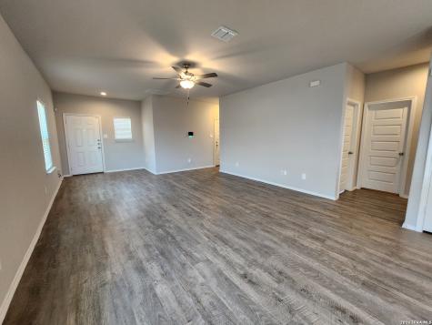 1137 Gracie Way New Braunfels TX 78130