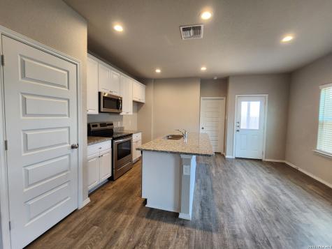 1137 Gracie Way New Braunfels TX 78130