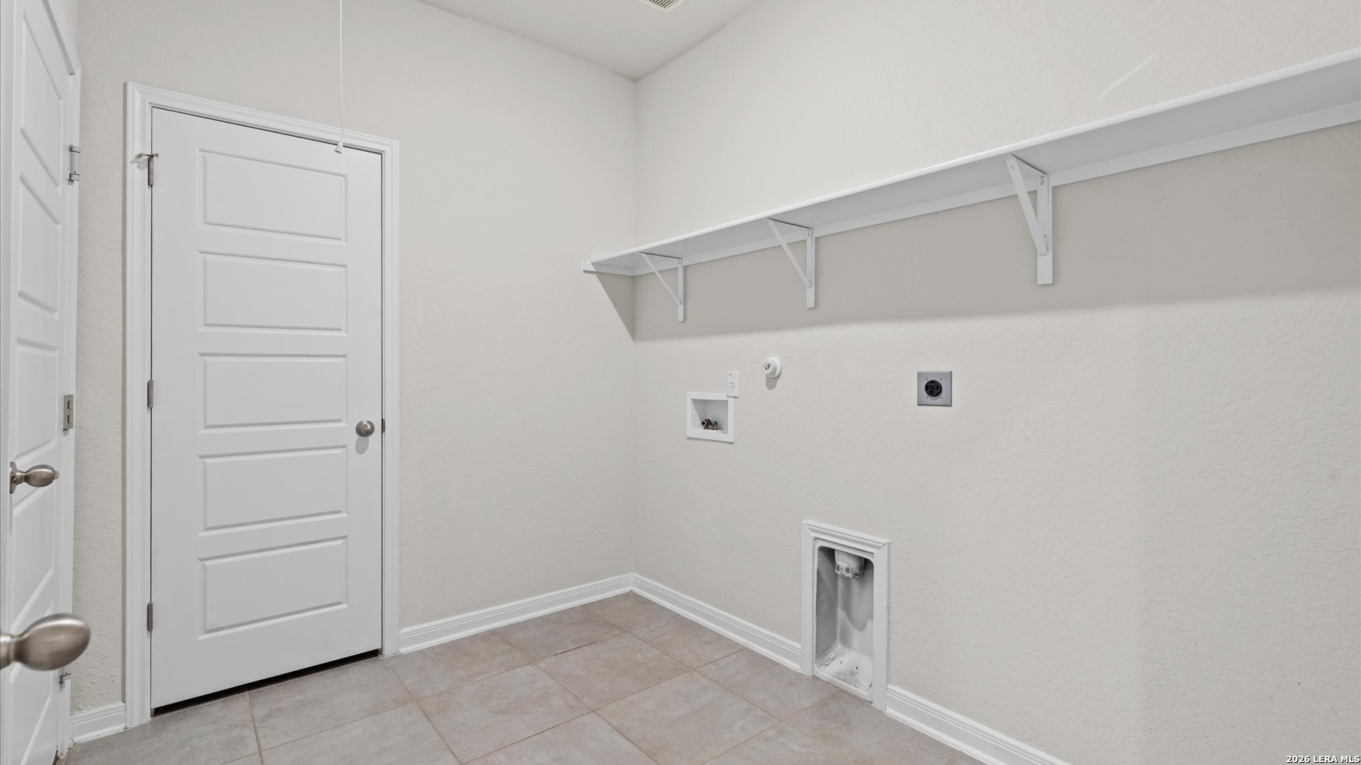 3017 Hess Schertz TX 78154
