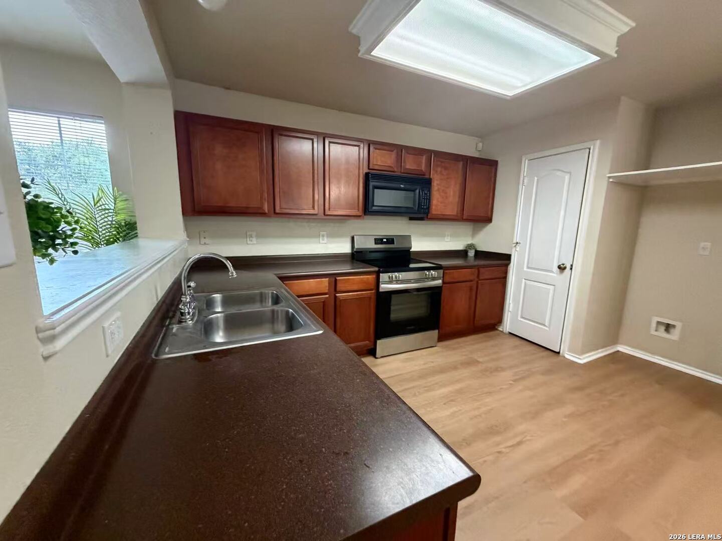 79 Booker Palm San Antonio TX 78239