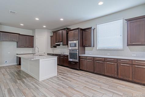 1239 Yaupon Loop New Braunfels TX 78132
