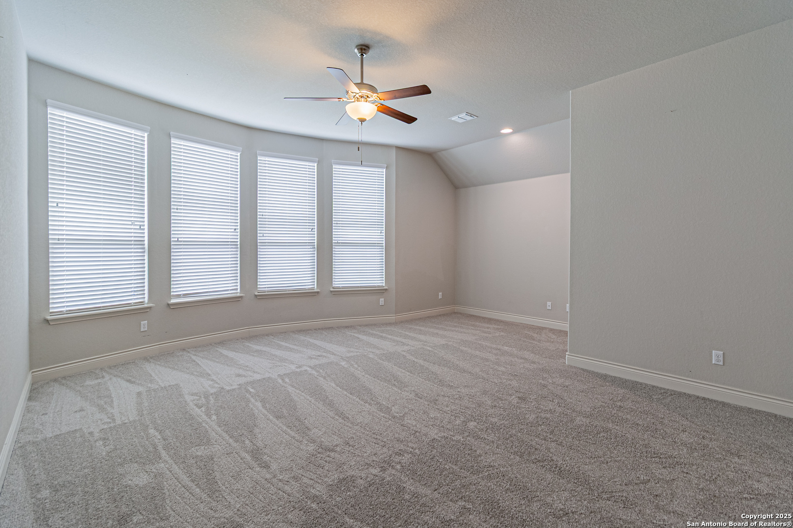 1239 Yaupon Loop New Braunfels TX 78132