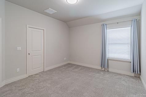 1239 Yaupon Loop New Braunfels TX 78132