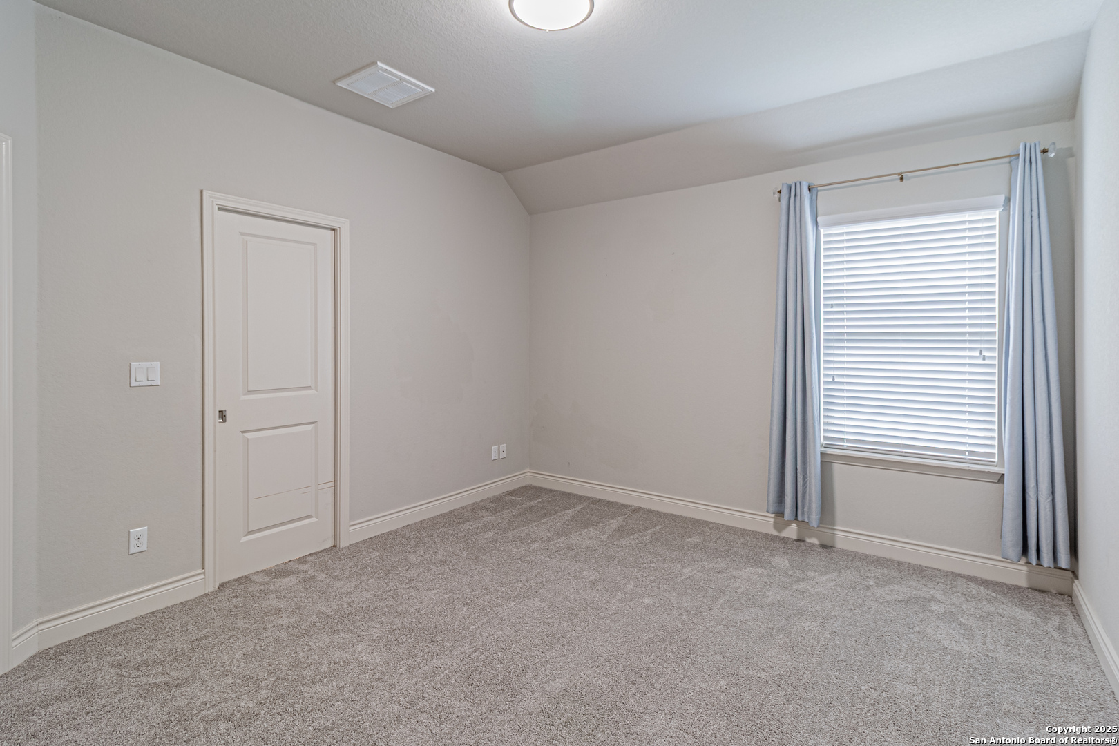 1239 Yaupon Loop New Braunfels TX 78132
