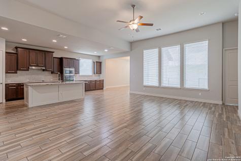 1239 Yaupon Loop New Braunfels TX 78132