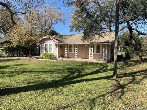 933 Beck Street Schertz TX 78154
