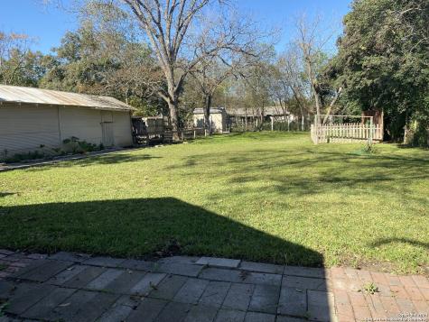 933 Beck Street Schertz TX 78154