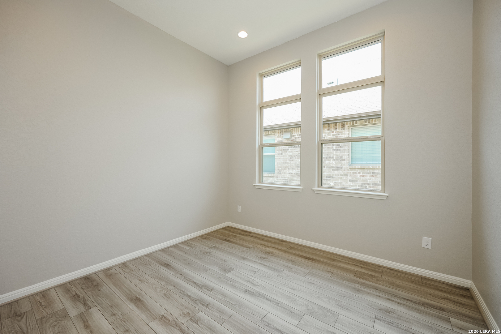 2207 Tiptop San Antonio TX 78253