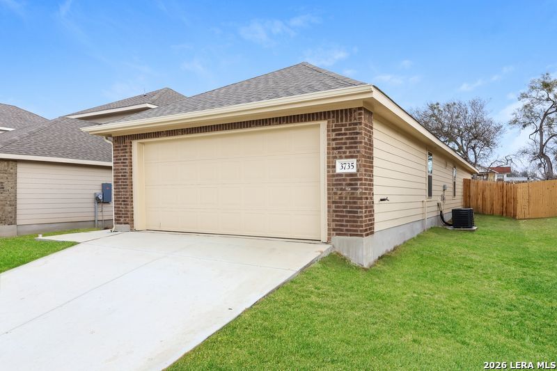 3735 Somers Crest San Antonio TX 78211