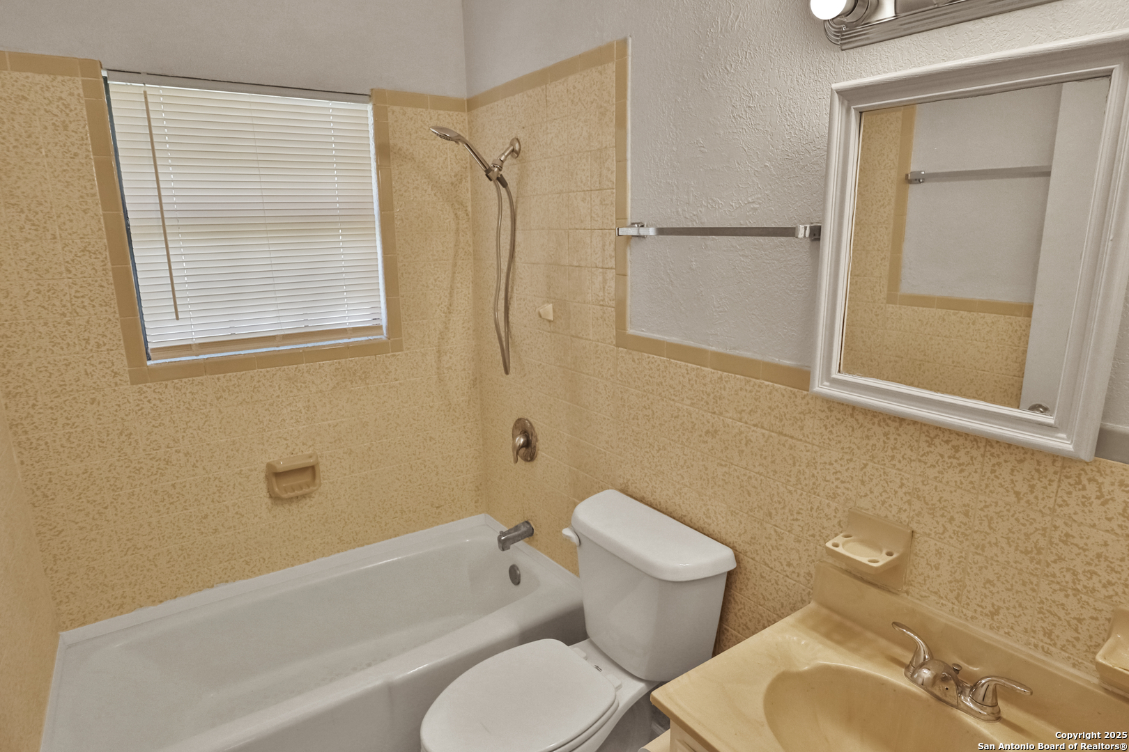 215 Birchwood Drive San Antonio TX 78213