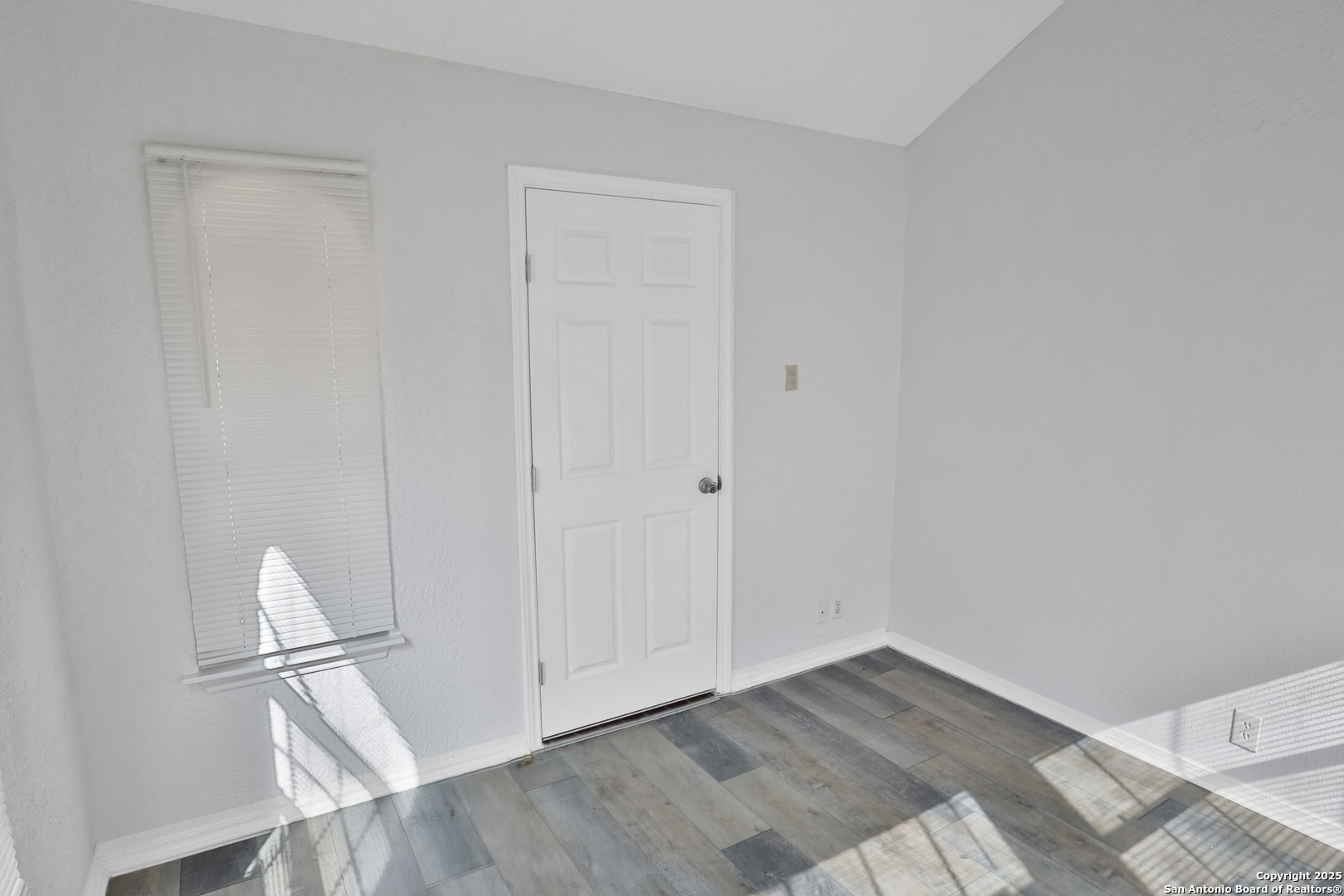 215 Birchwood Drive San Antonio TX 78213