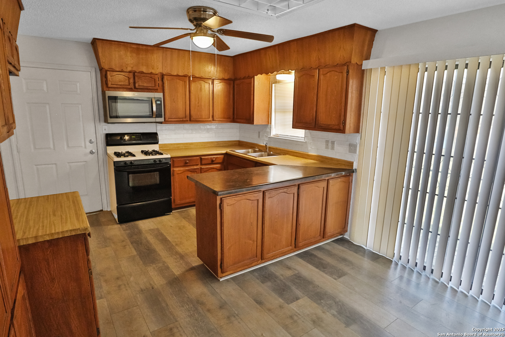 215 Birchwood Drive San Antonio TX 78213