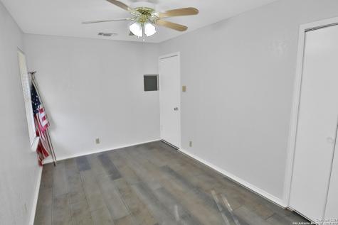 215 Birchwood Drive San Antonio TX 78213