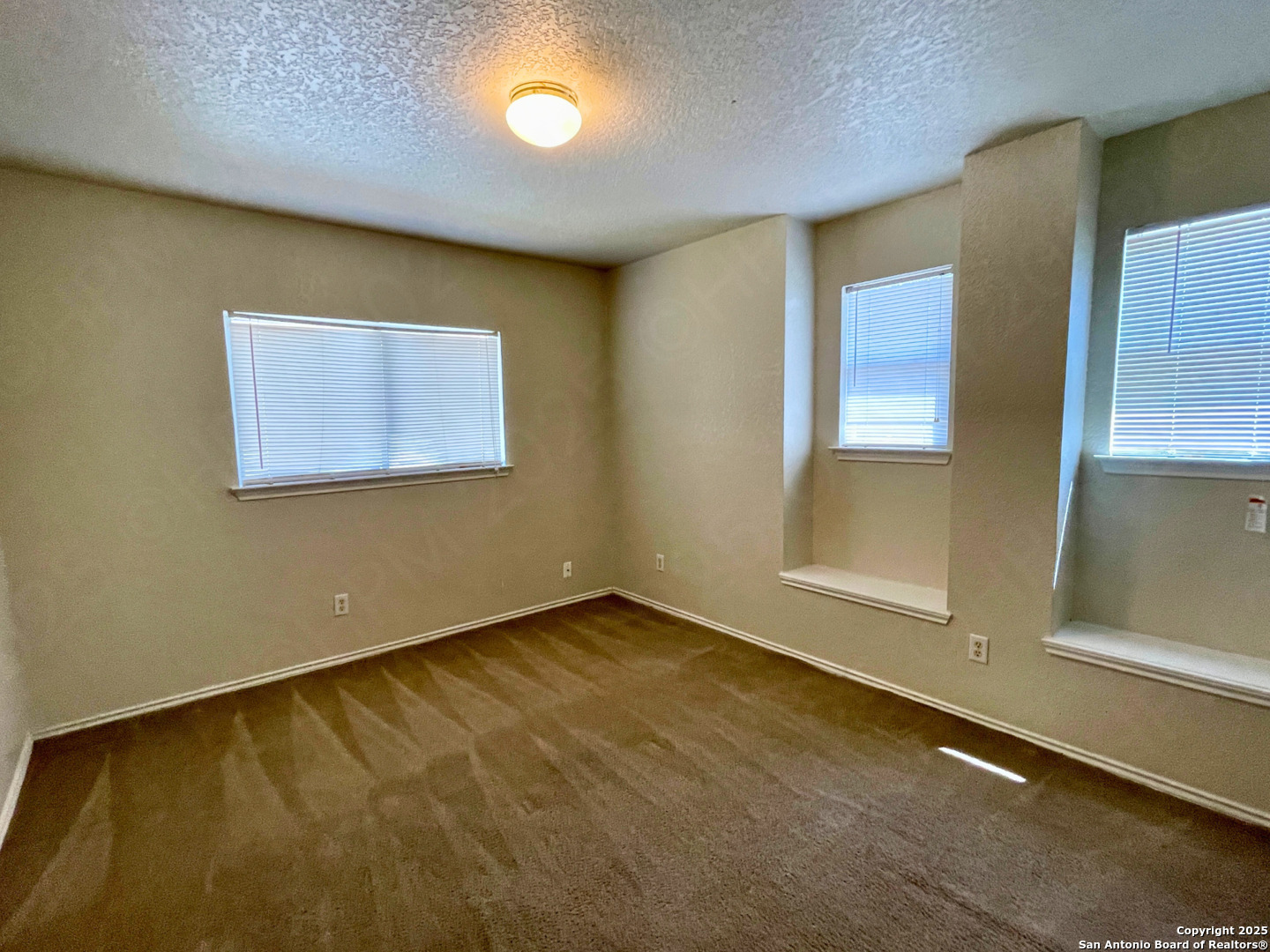 11005 Crystal Plain San Antonio TX 78233