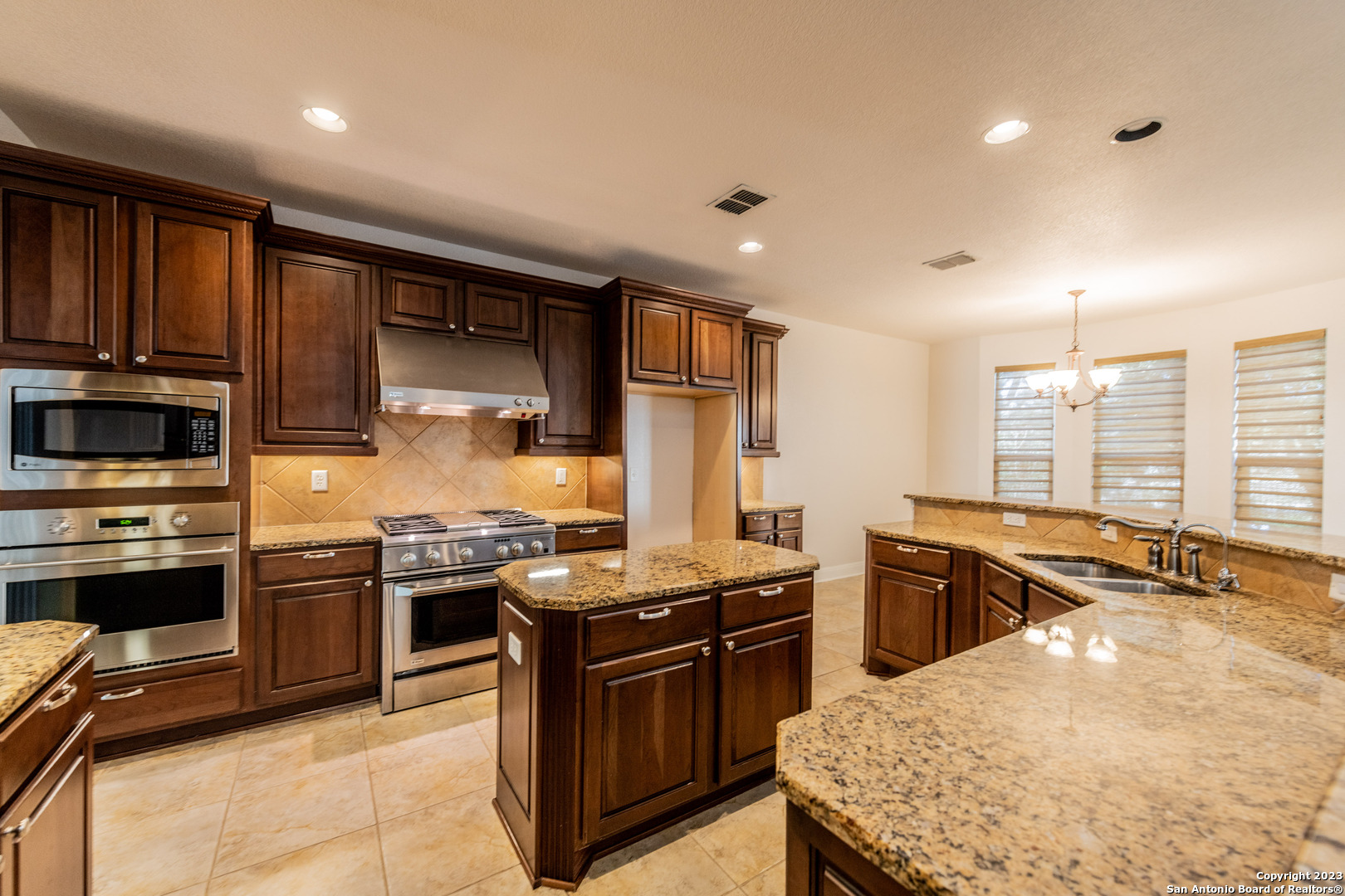7426 Hovingham San Antonio TX 78257