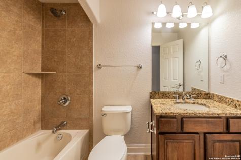 7426 Hovingham San Antonio TX 78257