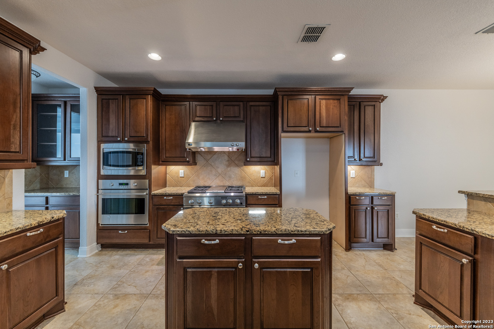 7426 Hovingham San Antonio TX 78257
