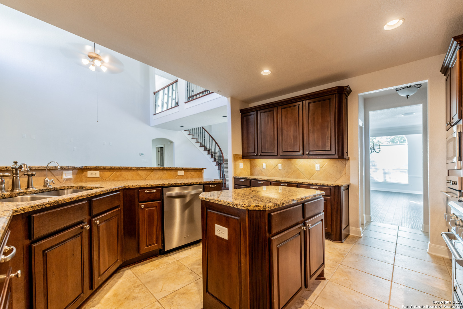7426 Hovingham San Antonio TX 78257