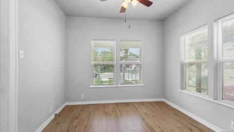 350 Barrett Place San Antonio TX 78225