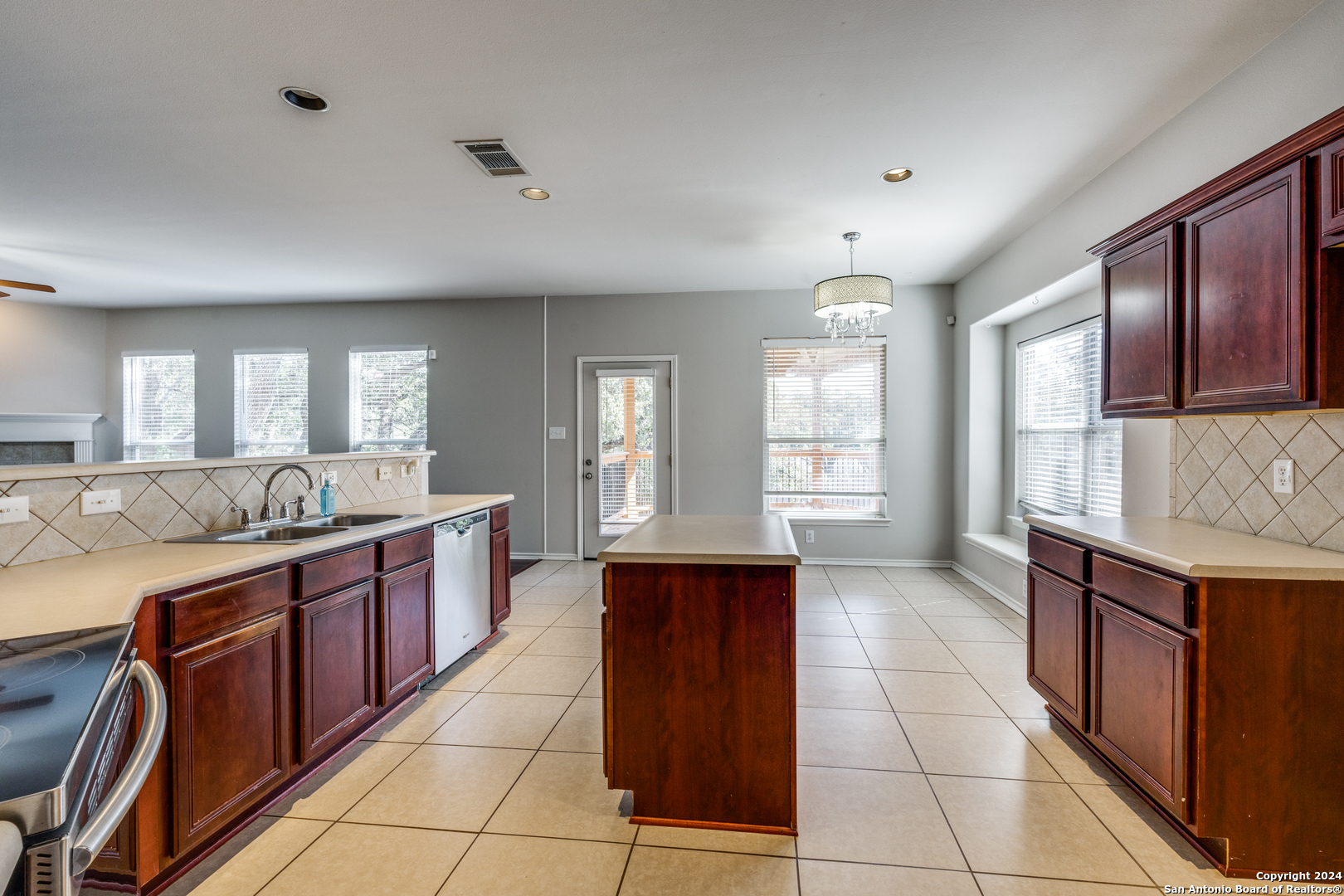 15834 Redwoods Manor San Antonio TX 78247