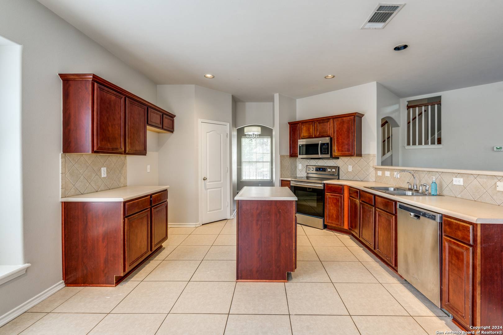 15834 Redwoods Manor San Antonio TX 78247
