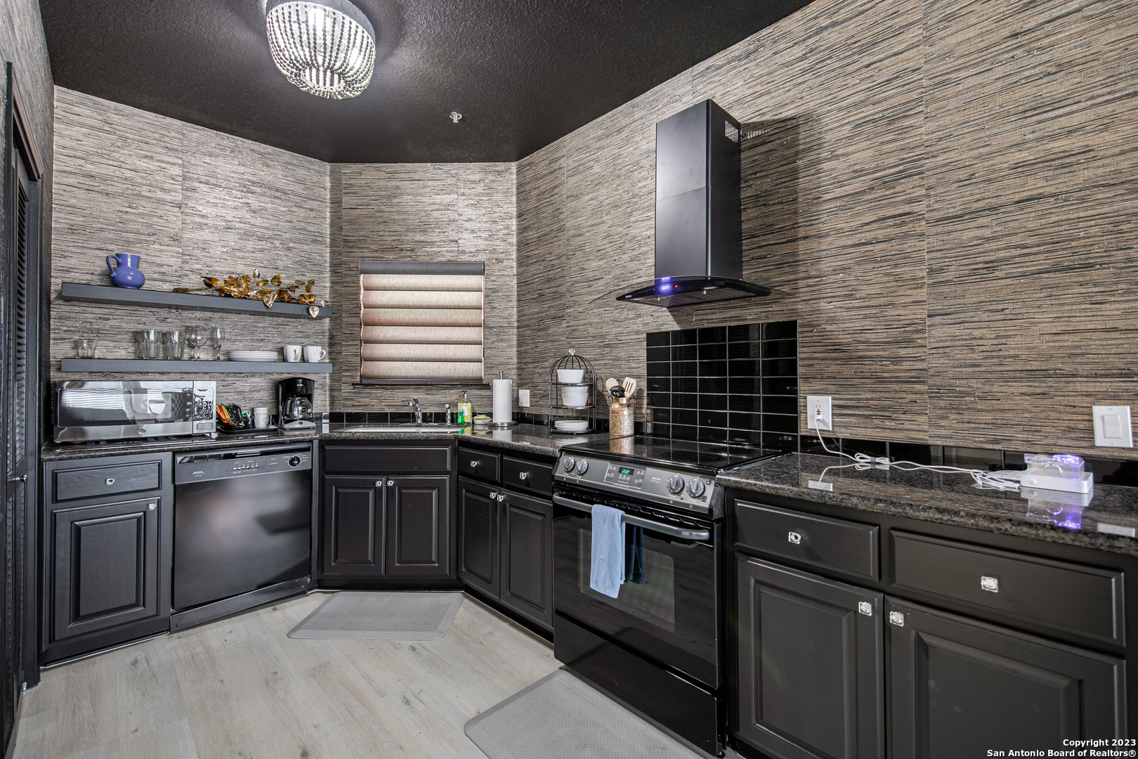 20 Tapatio Drive E Boerne TX 78006