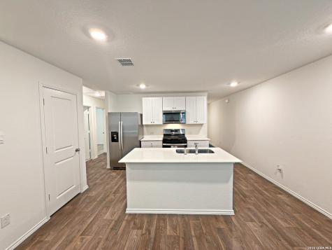 5017 Pitch Mark San Antonio TX 78259