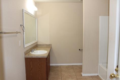 4715 Appaloosa Run San Antonio TX 78244