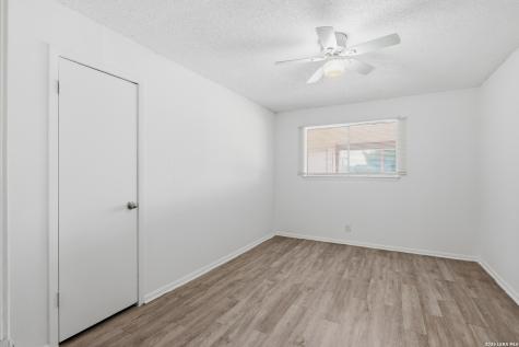 9813 Conbes Drive San Antonio TX 78216