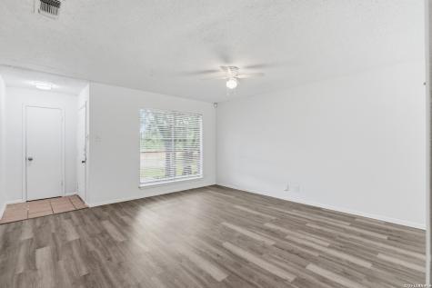 9813 Conbes Drive San Antonio TX 78216