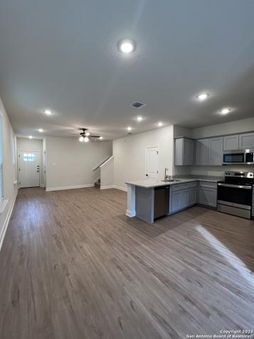 7610 Gramercy Way San Antonio TX 78253