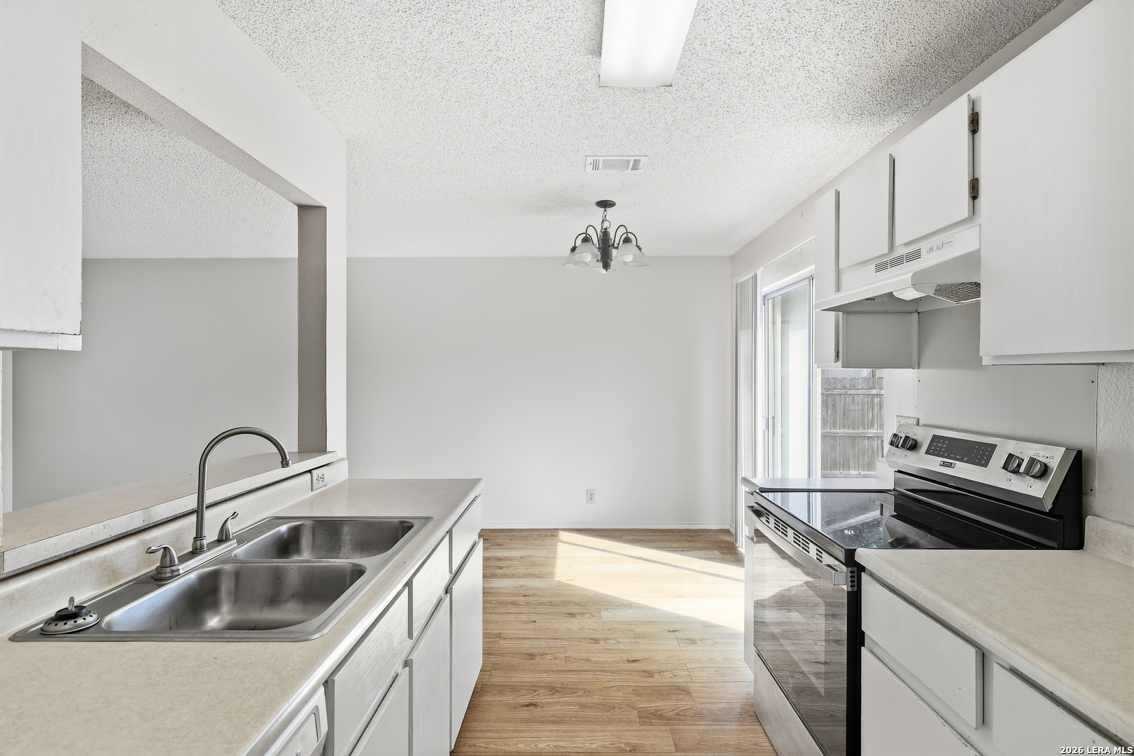 5604 Rose Dawn San Antonio TX 78250