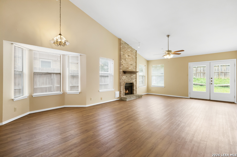 8007 Forest Crossing Live Oak TX 78233
