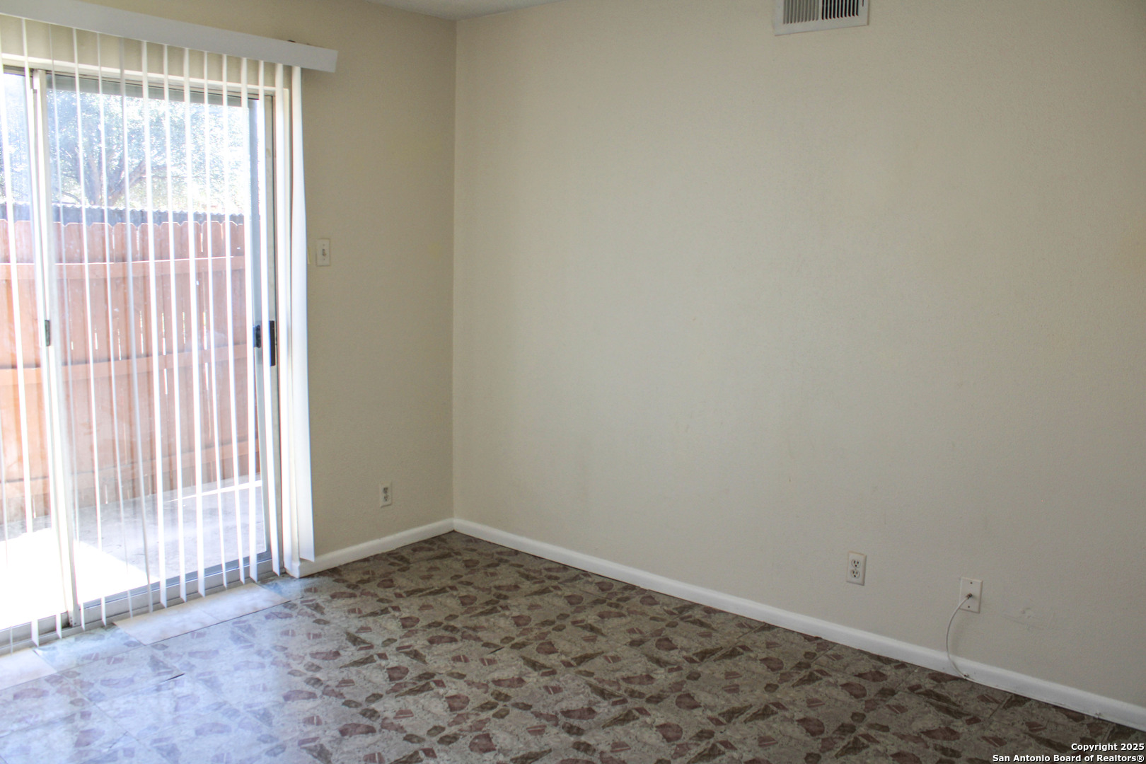 923 Vance Jackson San Antonio TX 78201