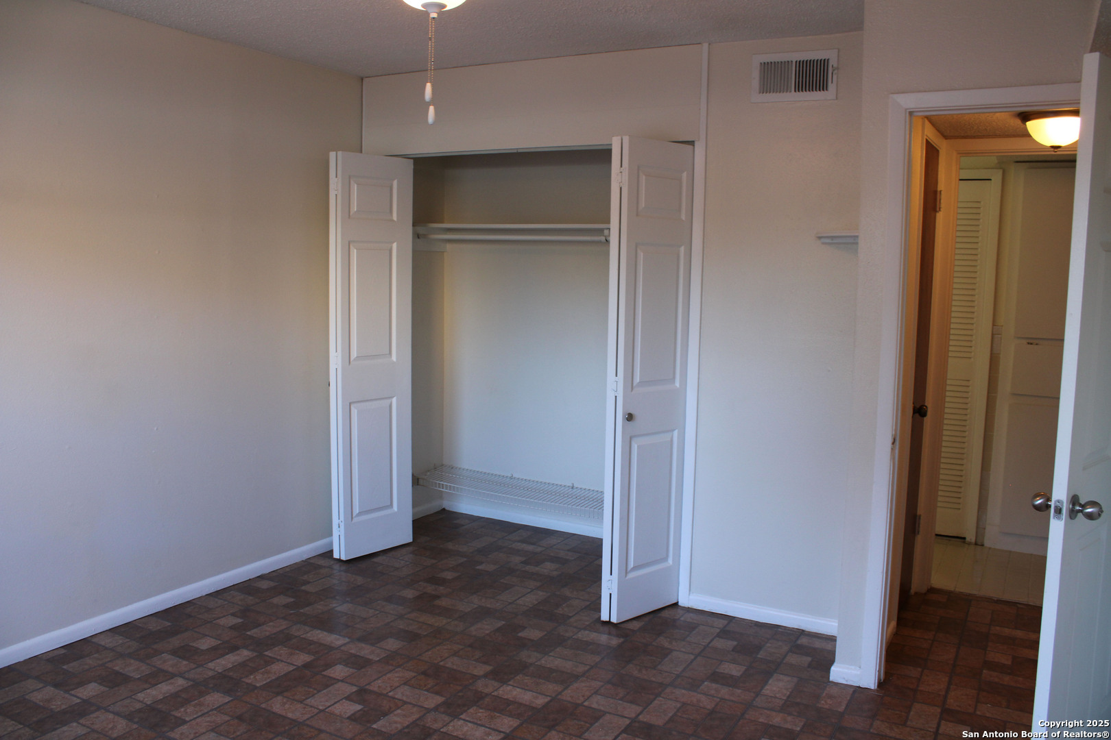 923 Vance Jackson San Antonio TX 78201