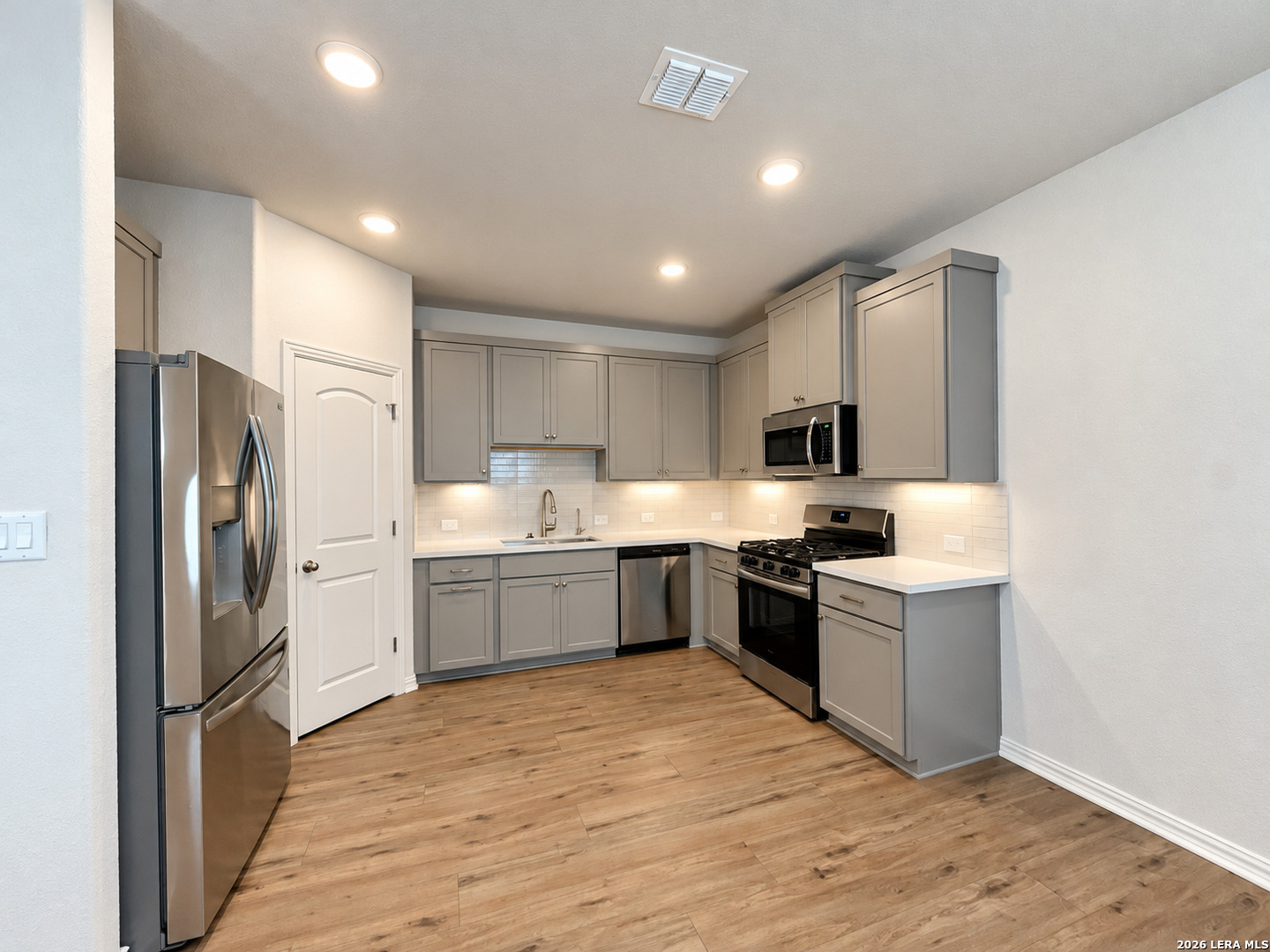 2054 Flametree Avenue New Braunfels TX 78132