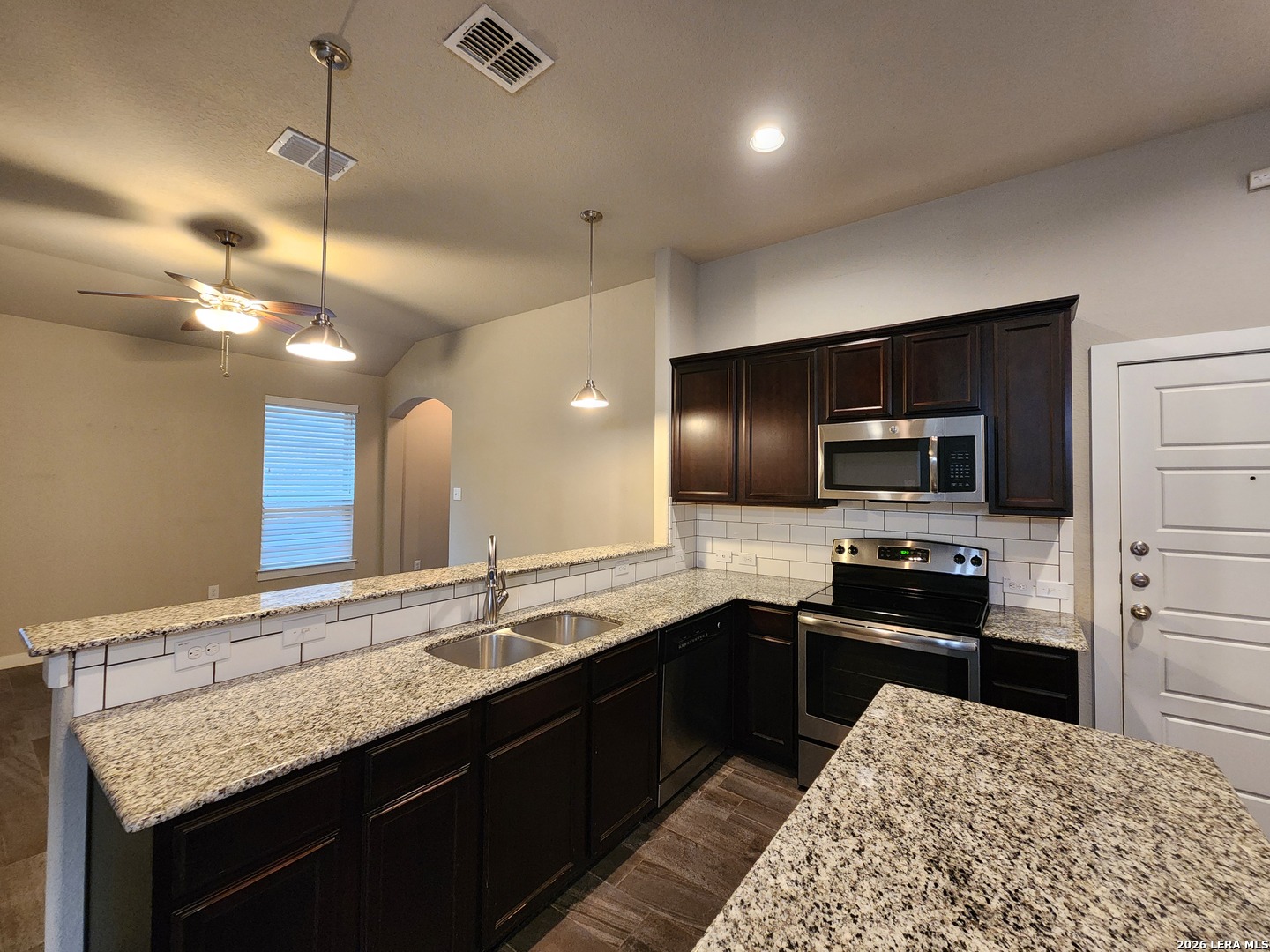 506 Creekside Forest New Braunfels TX 78130