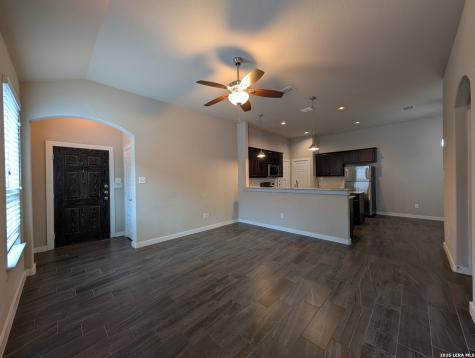 506 Creekside Forest New Braunfels TX 78130