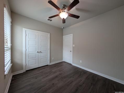 506 Creekside Forest New Braunfels TX 78130