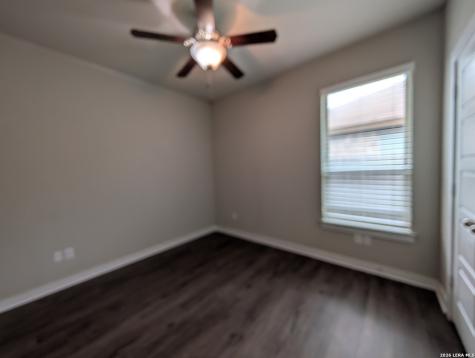 506 Creekside Forest New Braunfels TX 78130