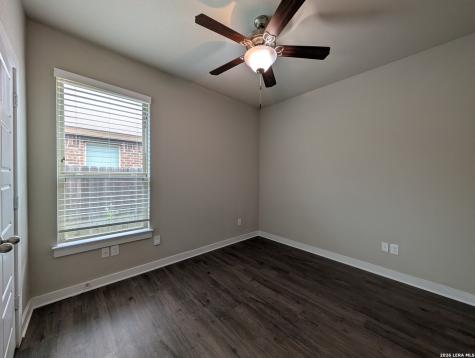 506 Creekside Forest New Braunfels TX 78130