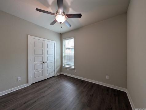 506 Creekside Forest New Braunfels TX 78130