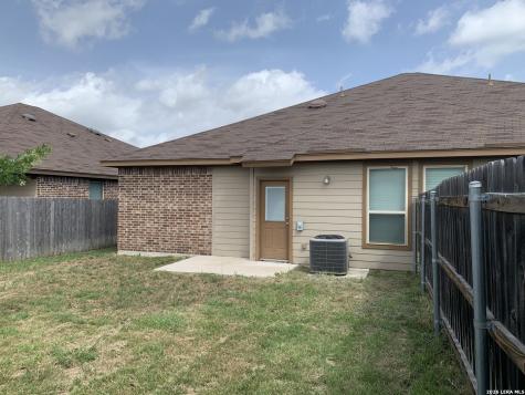 506 Creekside Forest New Braunfels TX 78130