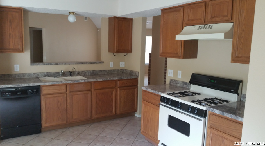1503 Kingsbridge San Antonio TX 78253