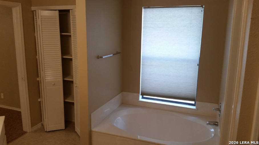 1503 Kingsbridge San Antonio TX 78253
