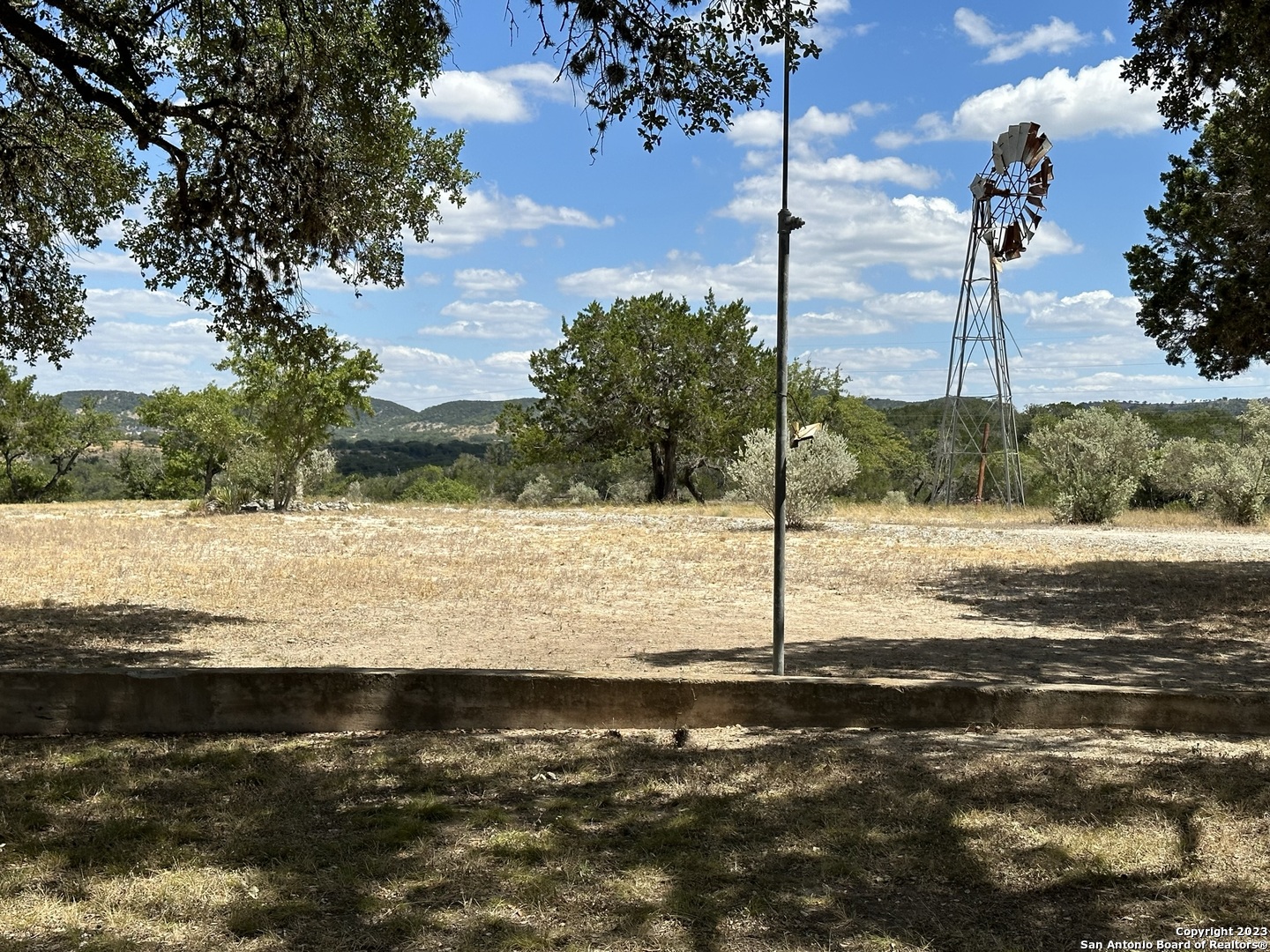 1712 B Fm 470 Bandera TX 78003
