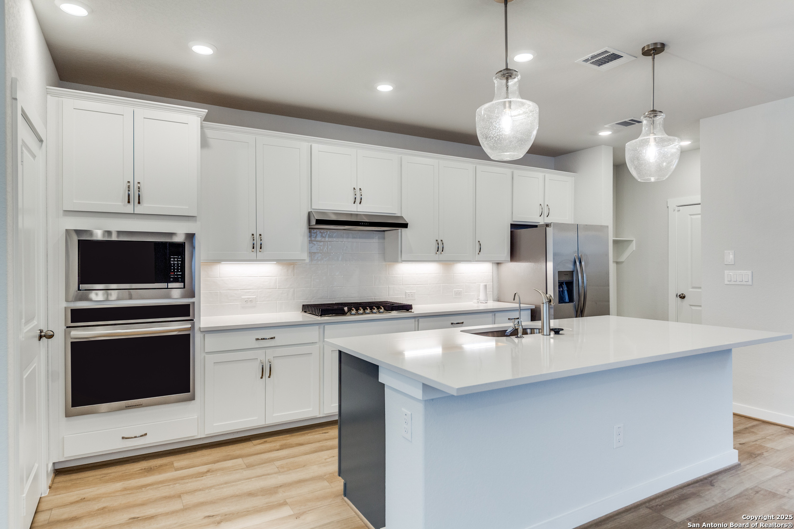 2618 Suncadia San Antonio TX 78245